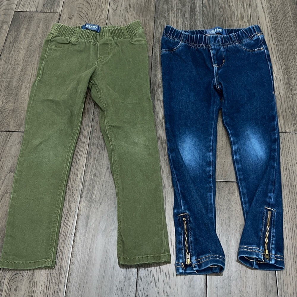 Old Navy girls distressed jeggings with zippers